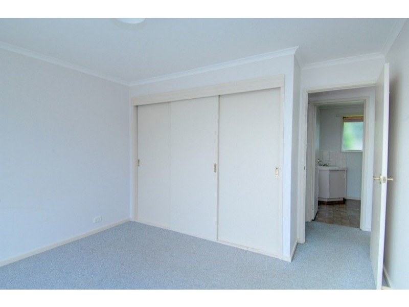 2/71 Hill Street, Sebastopol VIC 3356