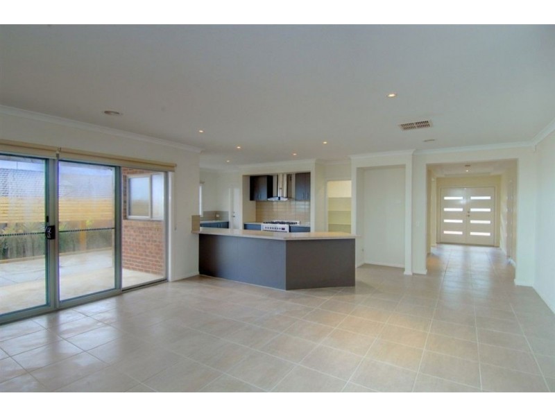 2 Lakeview Court, Ballarat VIC 3350