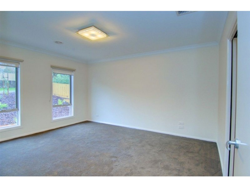 2 Lakeview Court, Ballarat VIC 3350