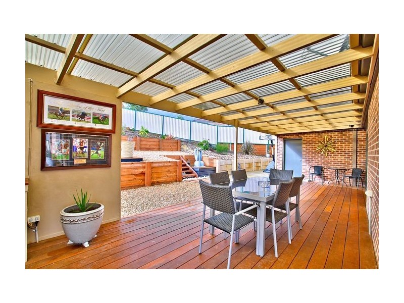 2 Liston Close, Ballarat VIC 3350