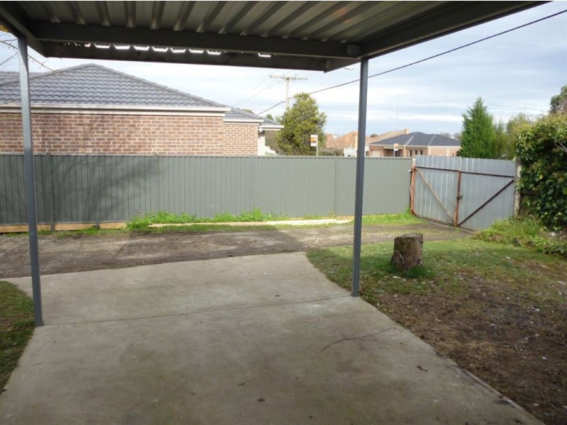 524 Peel Street North, Black Hill VIC 3350