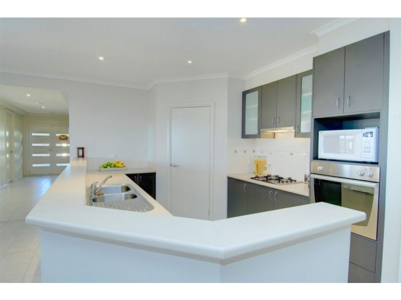 2028 Glenelg Highway, Scarsdale VIC 3351