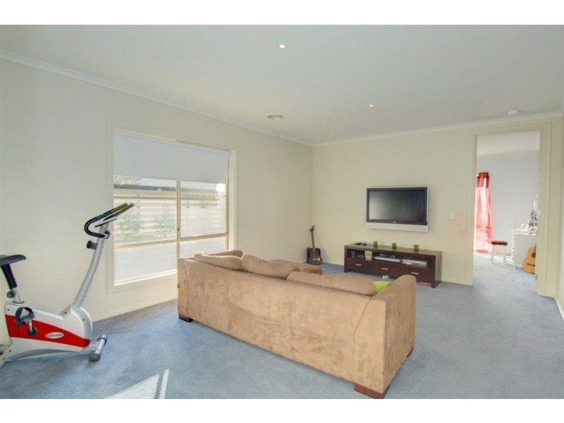 2028 Glenelg Highway, Scarsdale VIC 3351