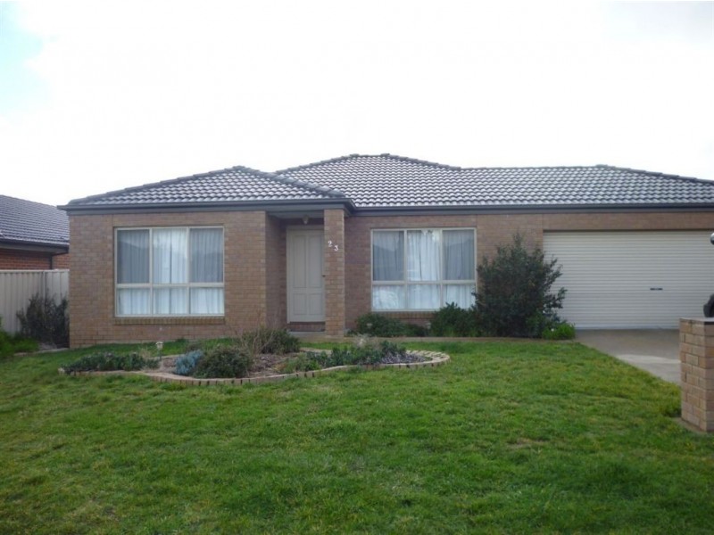 23 Tulloch Rise, Canadian VIC 3350