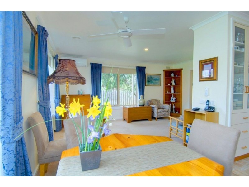 10 Corryong Court, Alfredton VIC 3350