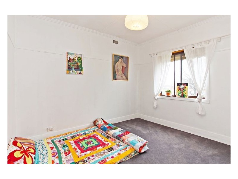 17 Melbourne Road, Creswick VIC 3363