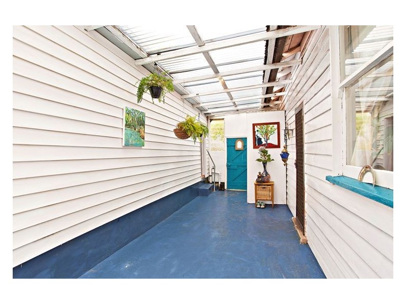 17 Melbourne Road, Creswick VIC 3363