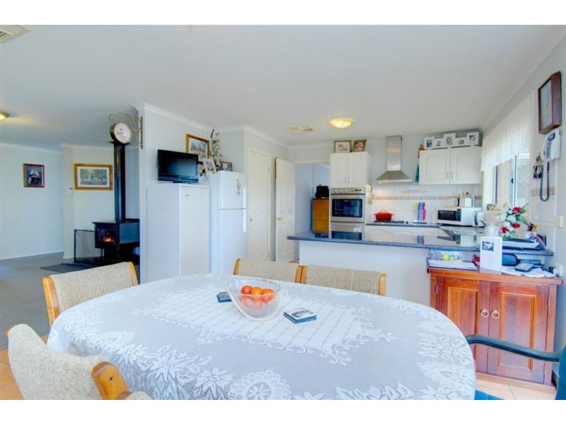 4746 Colac Ballarat Road, Napoleons VIC 3352