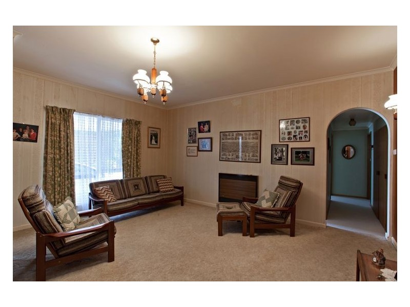 14 Hillcrest Road, Ballarat VIC 3350