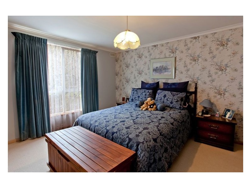 14 Hillcrest Road, Ballarat VIC 3350