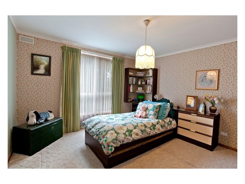 14 Hillcrest Road, Ballarat VIC 3350