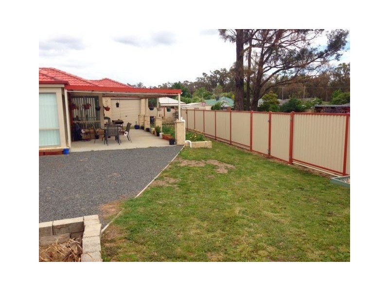 21 Tait Drive, Creswick VIC 3363