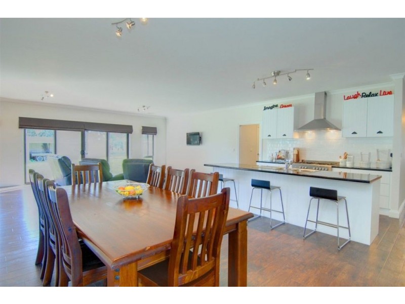 11 McDougall Drive, Magpie VIC 3352