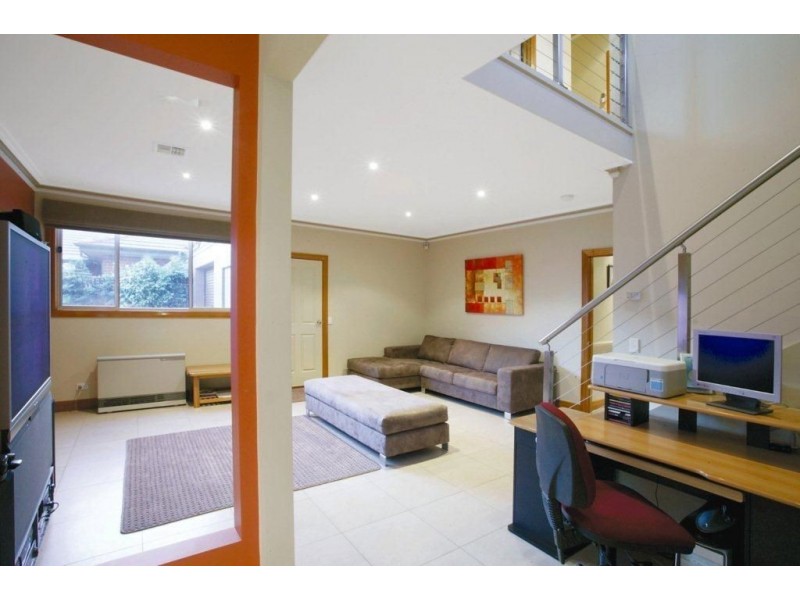 3 Wendouree Parade, Lake Wendouree VIC 3350