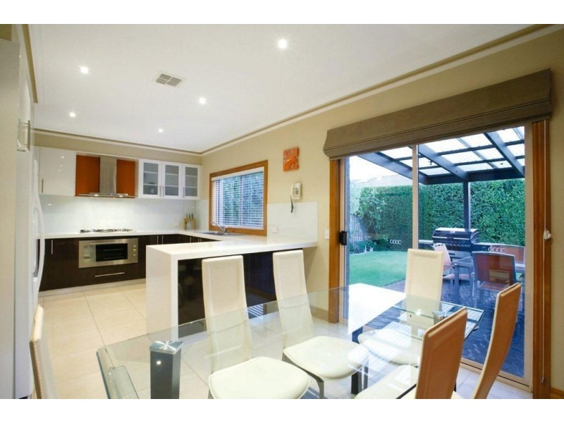 3 Wendouree Parade, Lake Wendouree VIC 3350