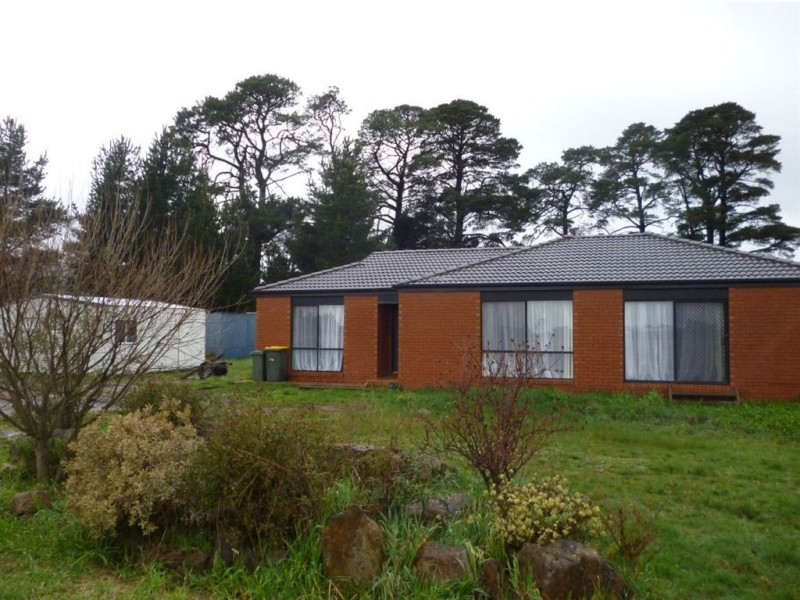 1 Davies Street North, Creswick VIC 3363