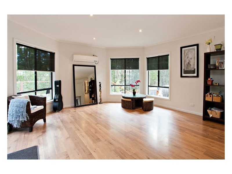 37 Wattletree Drive, Mount Helen VIC 3350