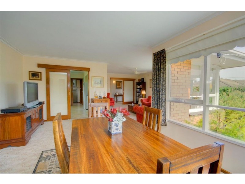 12 Maxlyn Avenue, Ballarat VIC 3350