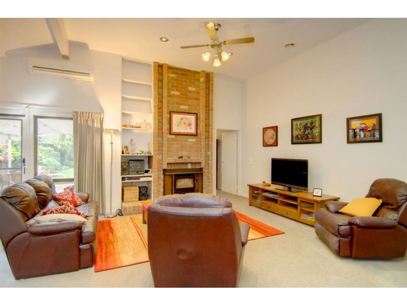 207 Tinworth Avenue, Ballarat VIC 3350