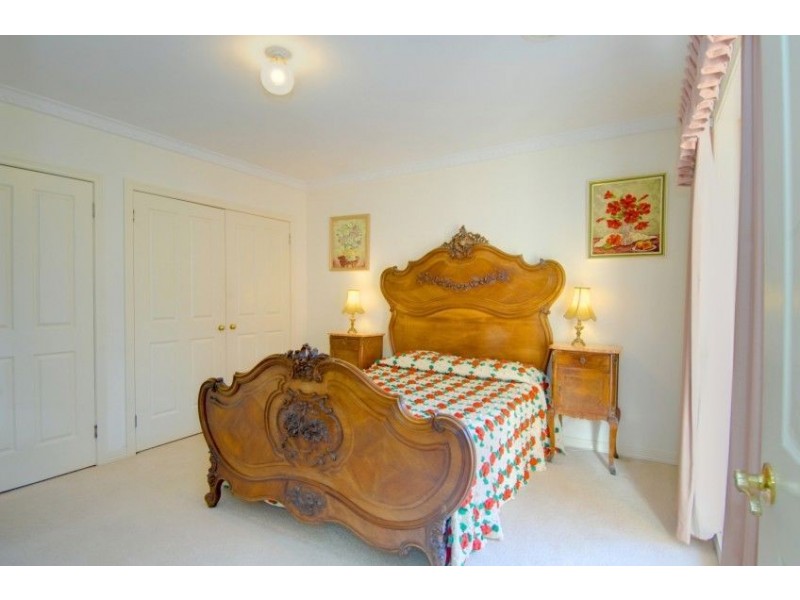 2/8 Lake Street, Lake Wendouree VIC 3350