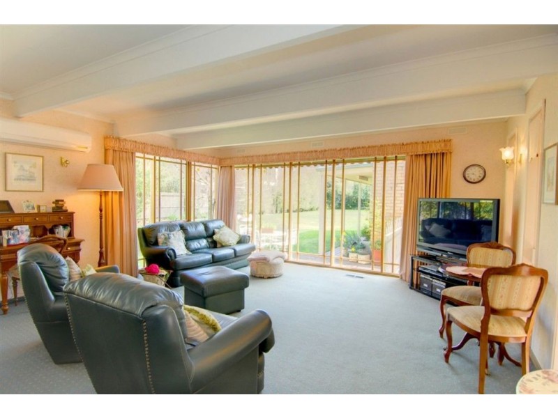 303 Wendouree Parade, Ballarat VIC 3350