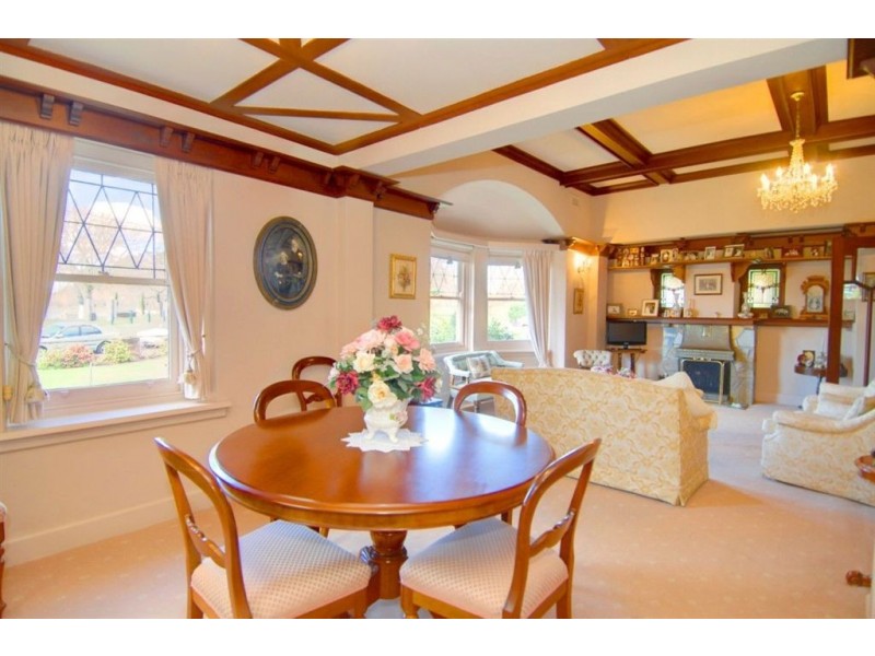 303 Wendouree Parade, Ballarat VIC 3350