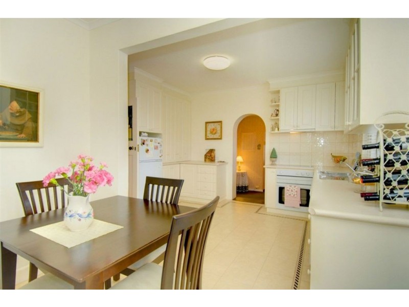 303 Wendouree Parade, Ballarat VIC 3350