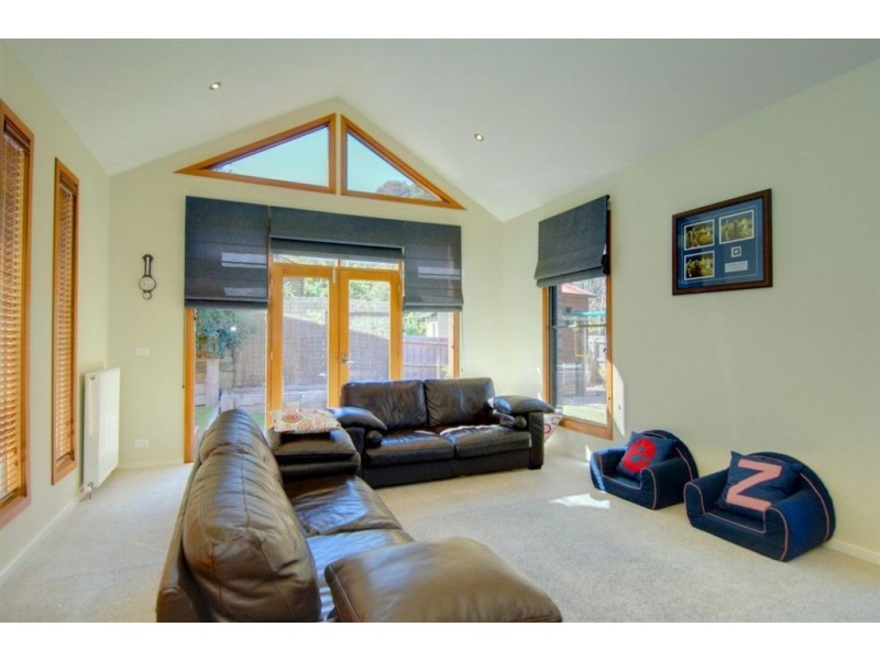 55 Darriwell Drive, Mount Helen VIC 3350