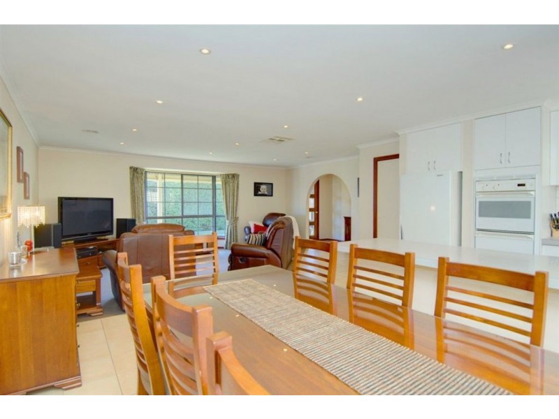 35 Shari Drive, Delacombe VIC 3356