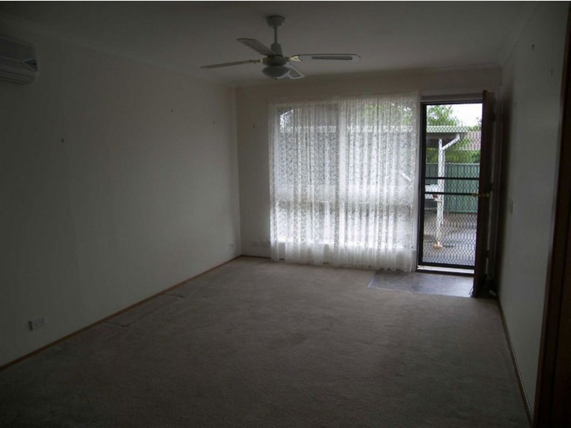 2/14 Christine Avenue, Alfredton VIC 3350