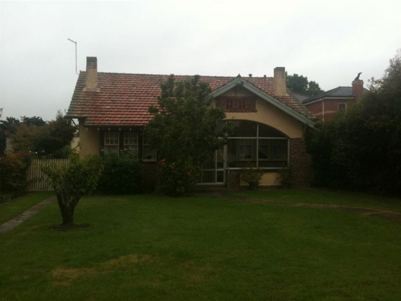 16 Wendouree Parade, Lake Wendouree VIC 3350