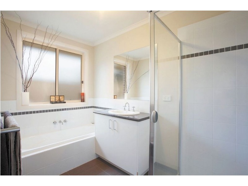 8 Cecile Court, Ballarat East VIC 3350