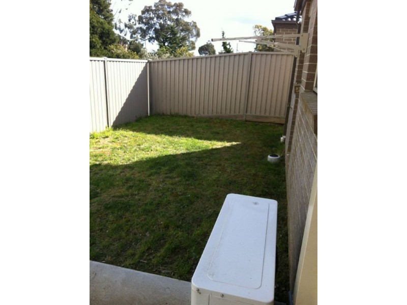 1/274 Albert Street, Sebastopol VIC 3356