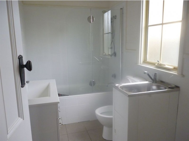 8 Comb Street, Soldiers Hill VIC 3350