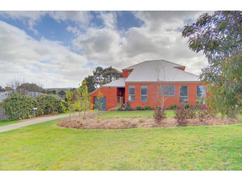 20 Herriott Street, Buninyong VIC 3357