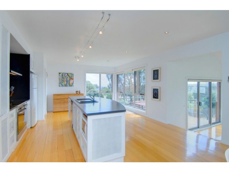 20 Herriott Street, Buninyong VIC 3357