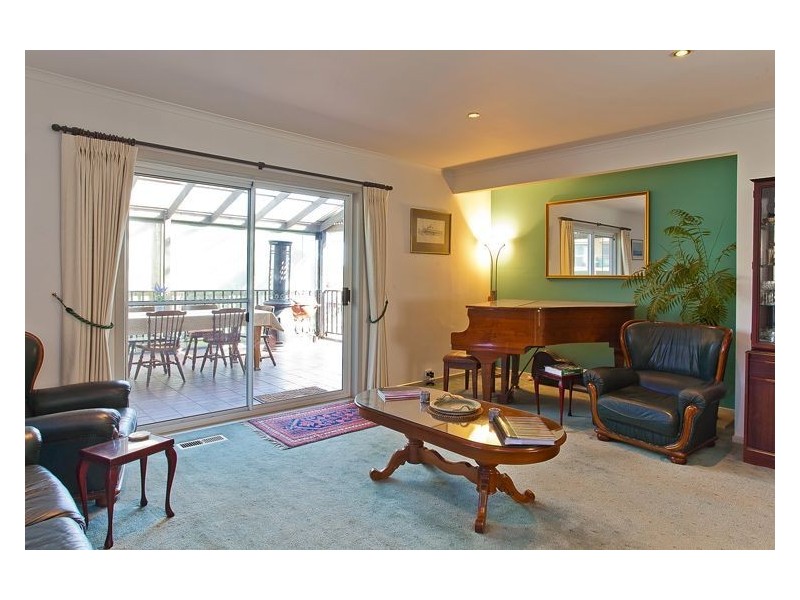 15 Foley Crescent, Ballarat VIC 3350