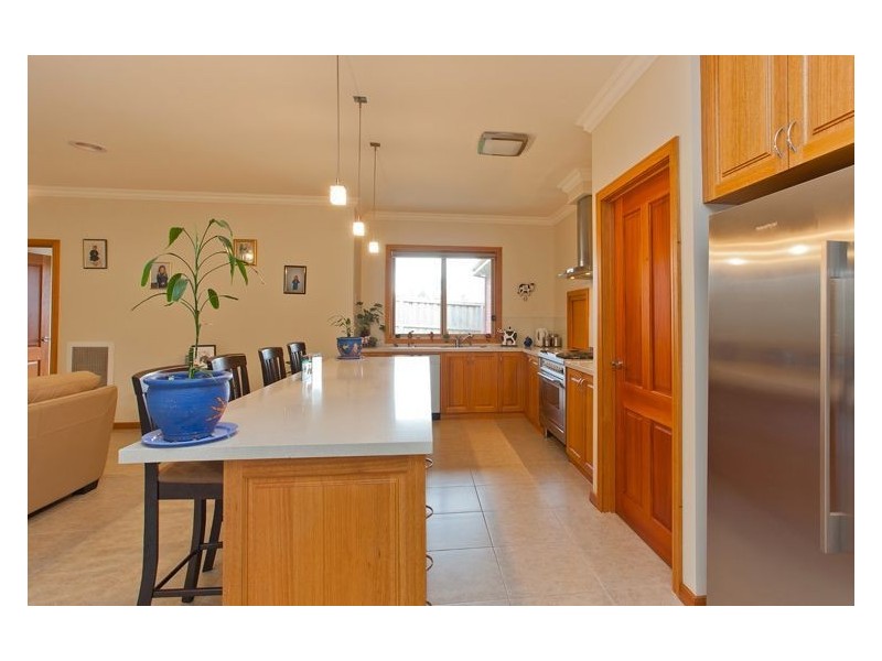 16 Whistler Close, Ballarat VIC 3350