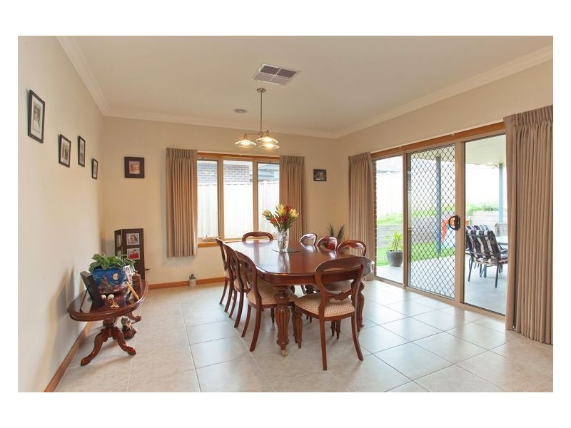 16 Whistler Close, Ballarat VIC 3350