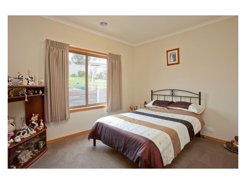 16 Whistler Close, Ballarat VIC 3350
