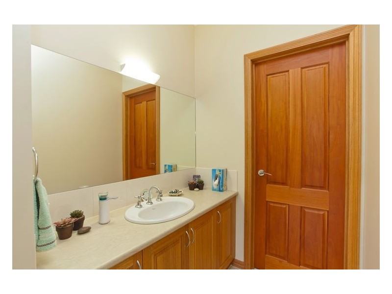 16 Whistler Close, Ballarat VIC 3350