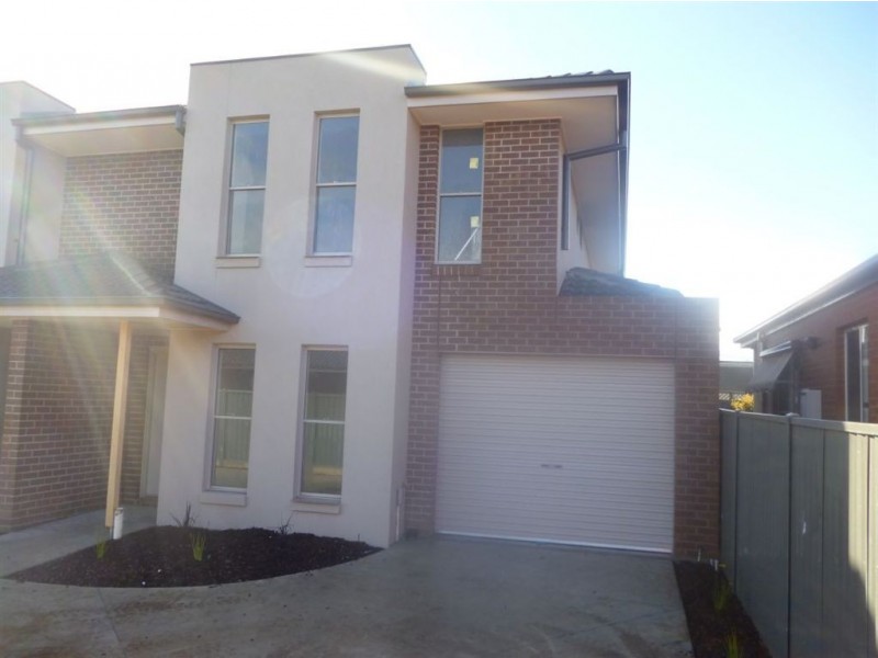3/1416a Gregory Street, Lake Wendouree VIC 3350