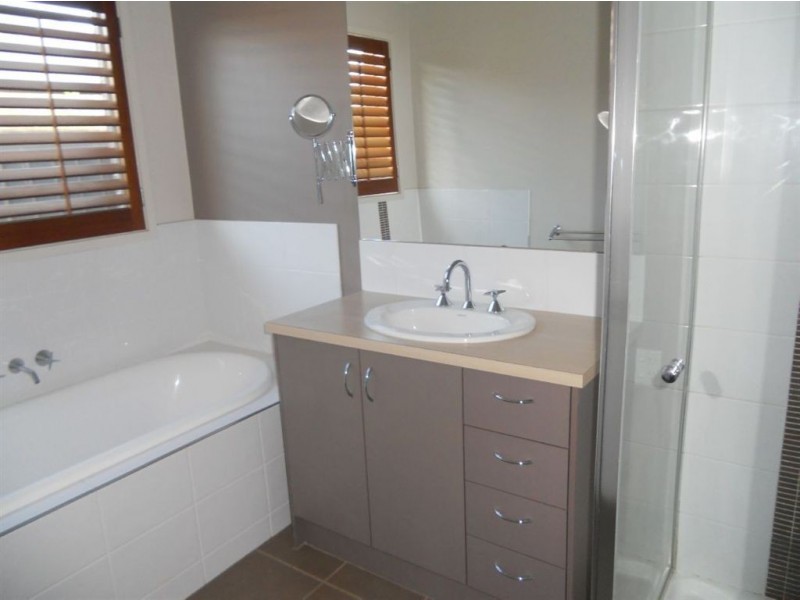 10 Drysdale Court, Alfredton VIC 3350