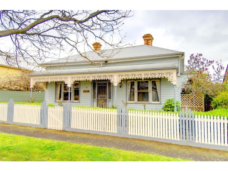 24 Johnson Street, Ballarat VIC 3350