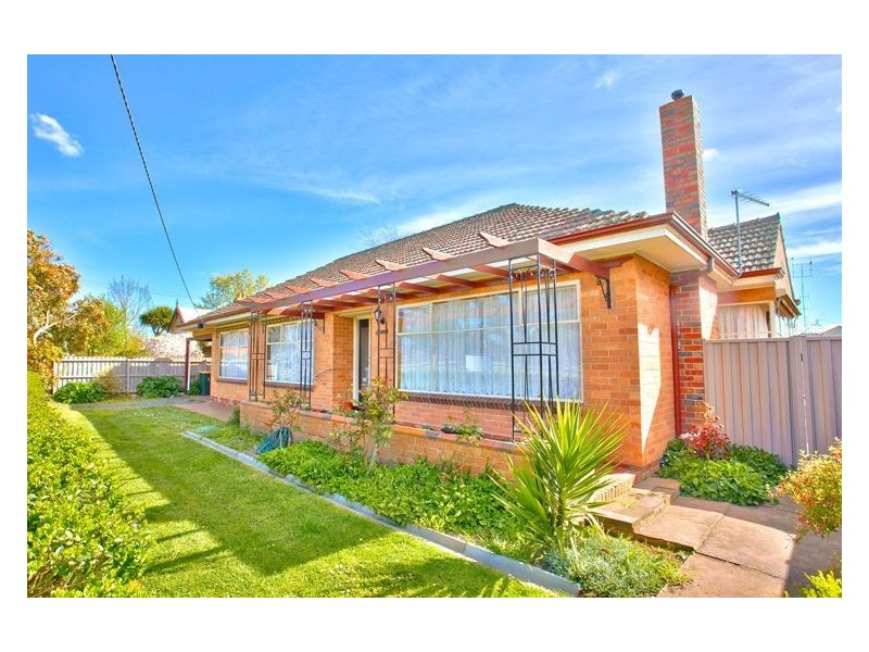 7 Gillies Street South, Alfredton VIC 3350