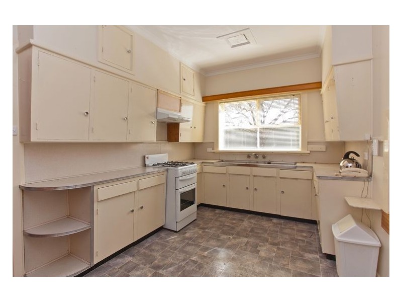 7 Gillies Street South, Alfredton VIC 3350