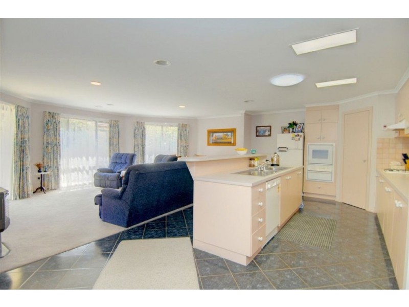 75 Elaine Avenue, Alfredton VIC 3350