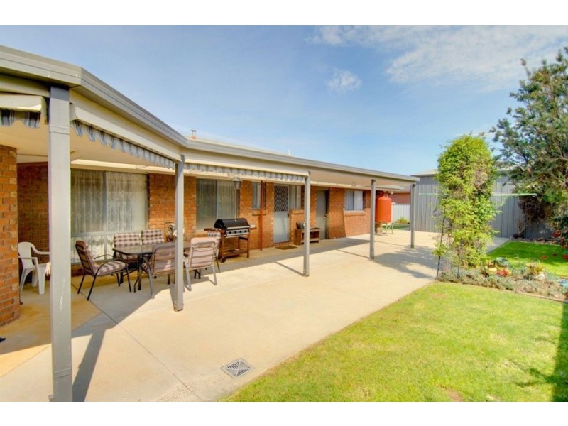 75 Elaine Avenue, Alfredton VIC 3350