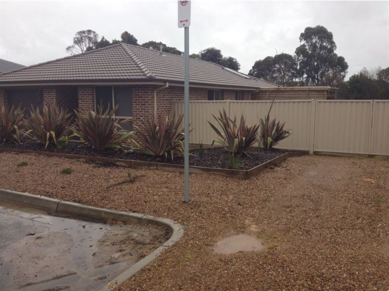 8 Cecile Court, Ballarat East VIC 3350