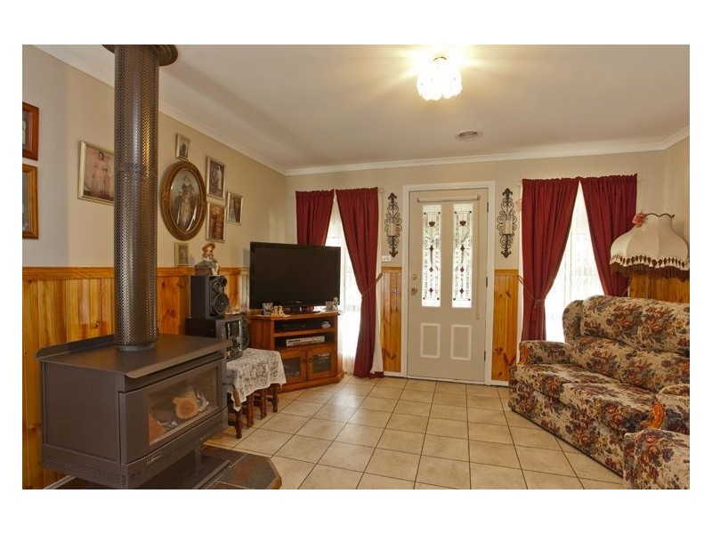 1 Armstrong Street, Creswick VIC 3363